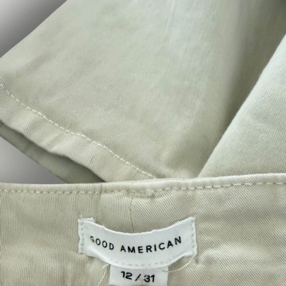 Good American Good Flare Jean Women 12/31 Bone High Rise Minimalist Quiet Luxury View 4